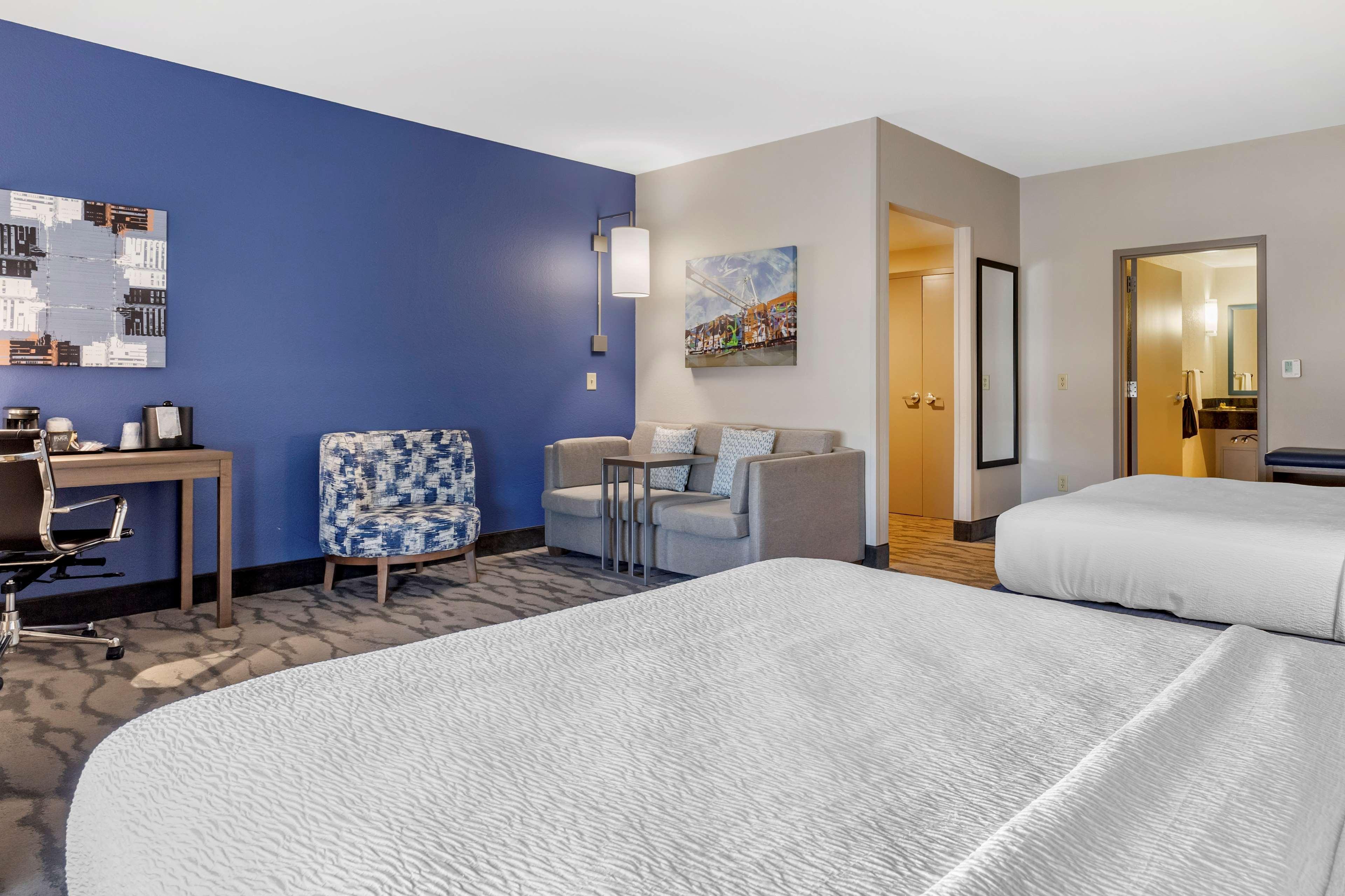 Best Western Plus Castlerock Inn & Suites Bentonville Eksteriør bilde