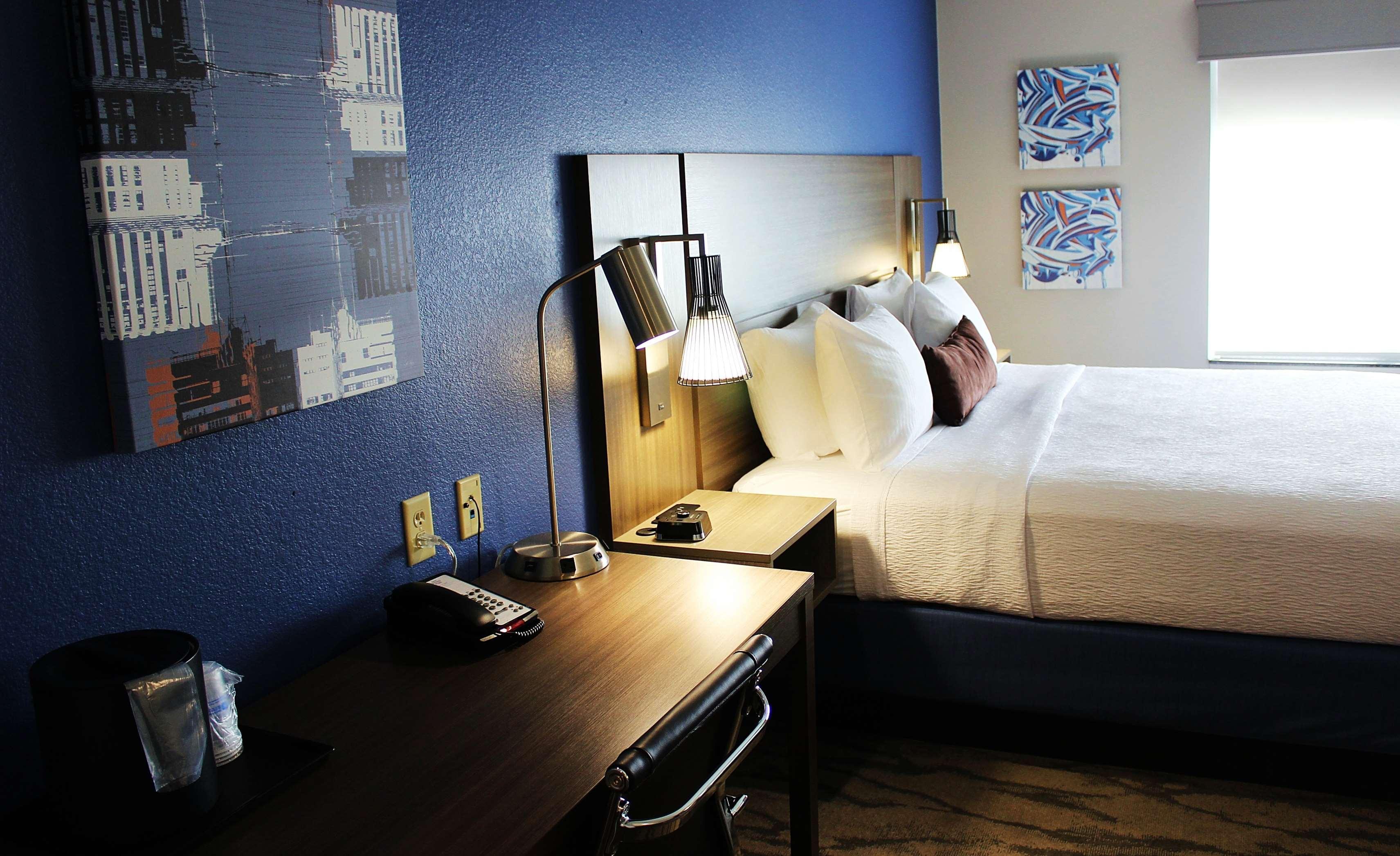 Best Western Plus Castlerock Inn & Suites Bentonville Eksteriør bilde